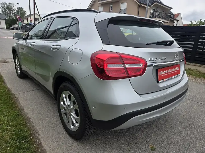 Mercedes-Benz Gla 2014 photo 2