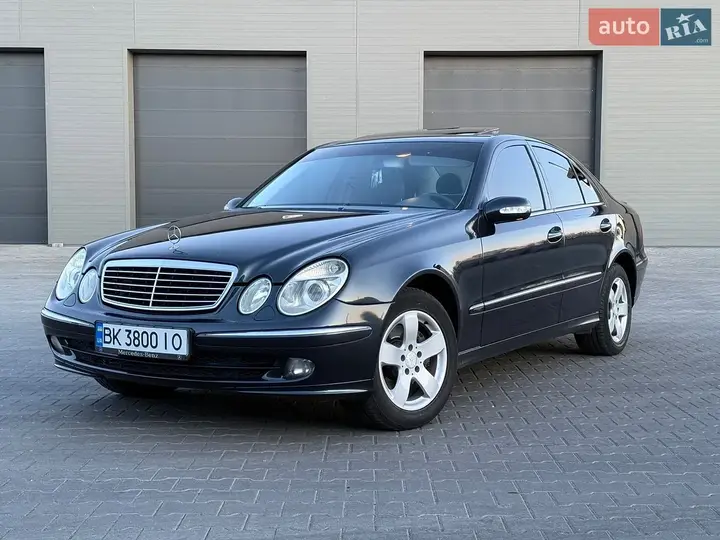Mercedes-Benz E-Class 2002 photo 4