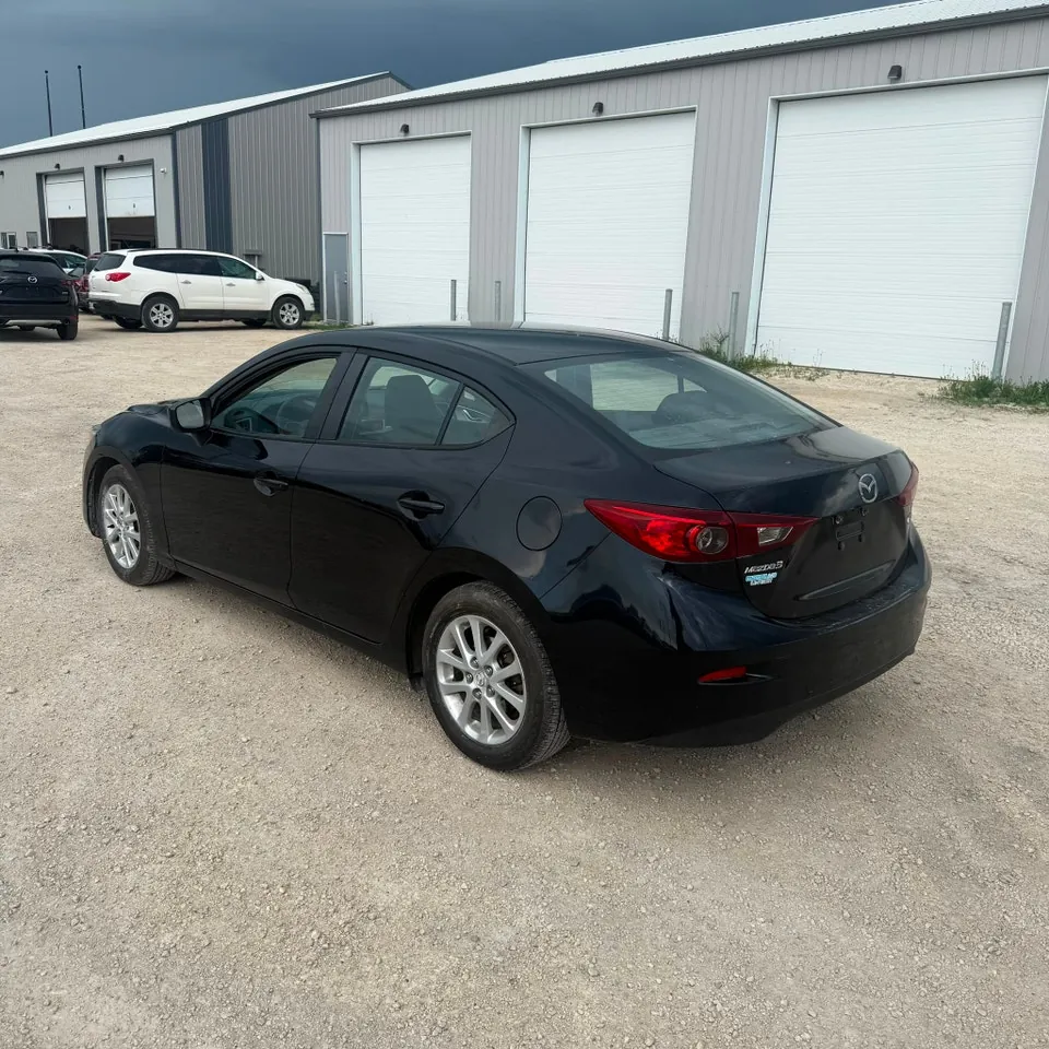Mazda Mazda3 2018 photo 5