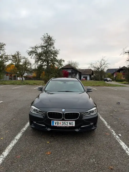 BMW 3 Series 2013 photo 2