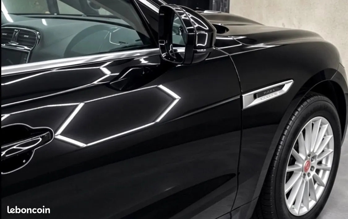Jaguar F-Pace 2018 photo 4