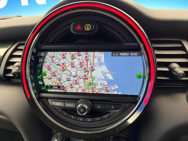 Mini Cooper 60 Years Edition 2019 photo 4