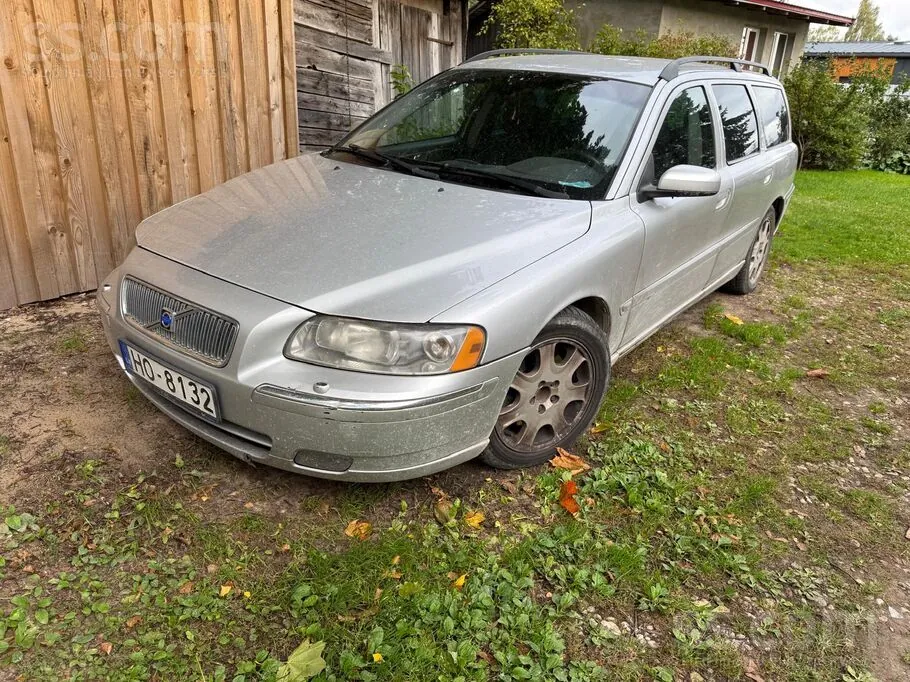 Volvo V70 2004 photo 3