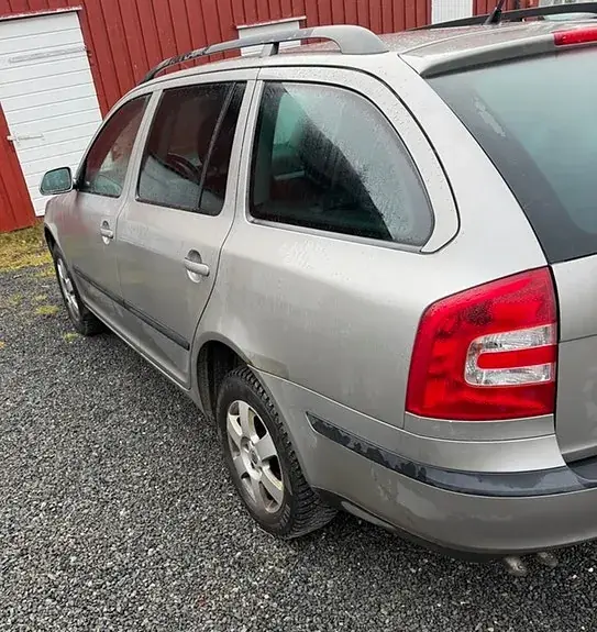 Skoda Octavia 2007 photo 4