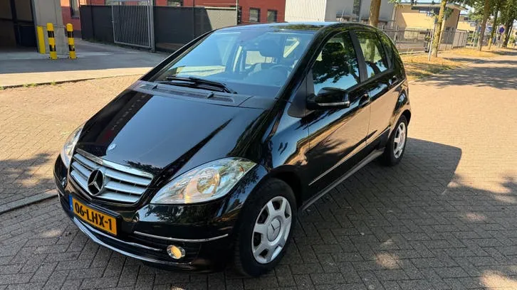 Mercedes-Benz A-Class 2009 photo 3