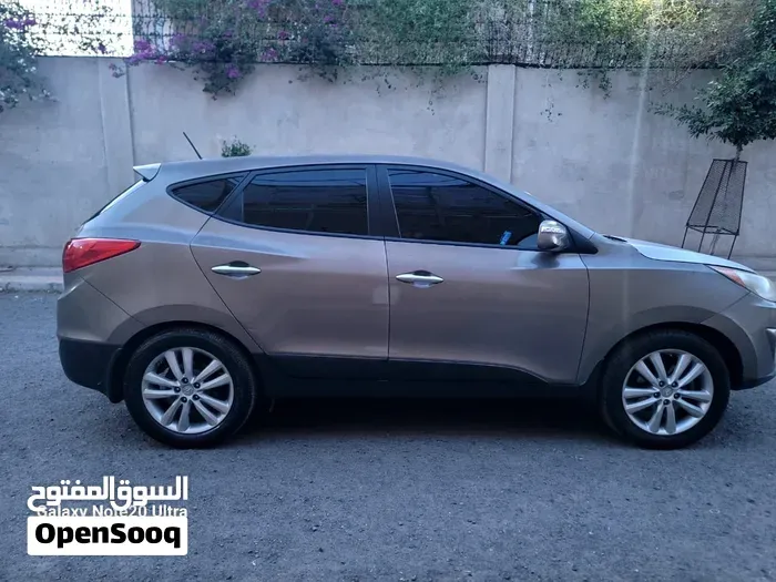 Hyundai Tucson 2010 photo 2