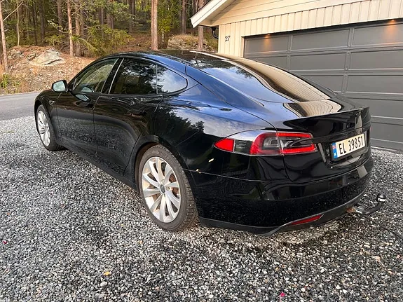 Tesla Model S 2014 photo 4