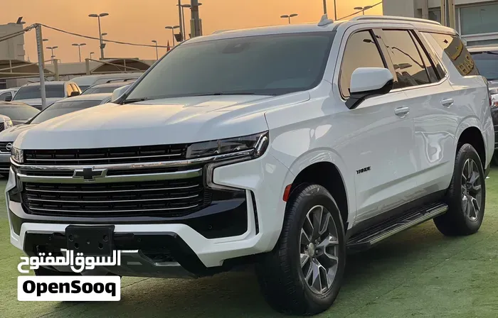 Chevrolet Tahoe 2023 photo 2