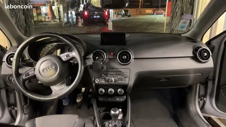 Audi A1 2016 photo 2