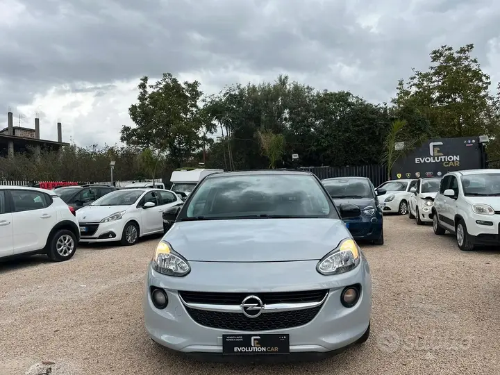 Opel Adam