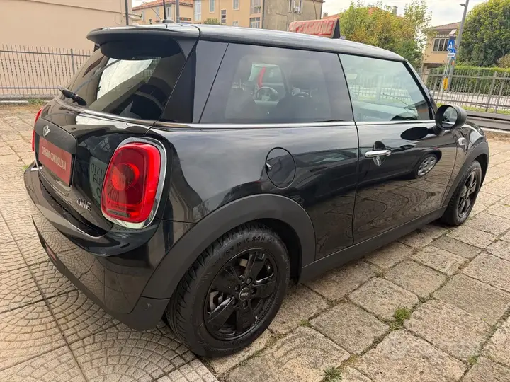 Mini Mini One 2015 photo 3