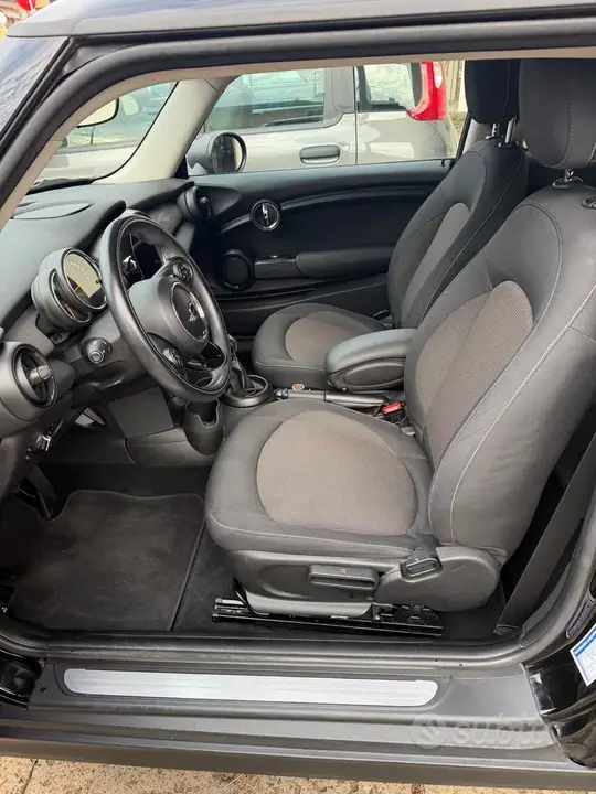 Mini Mini One 2015 photo 5