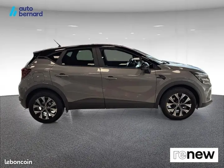 Renault Captur 2023 photo 4