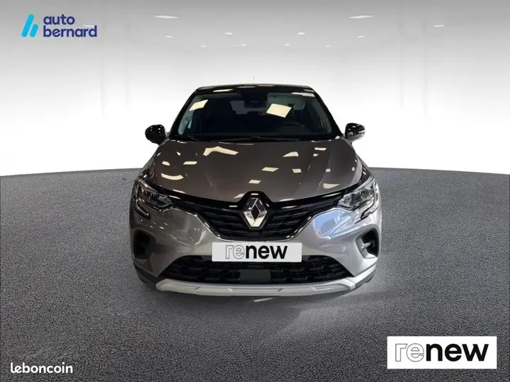 Renault Captur 2023 photo 2