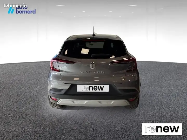 Renault Captur 2023 photo 5