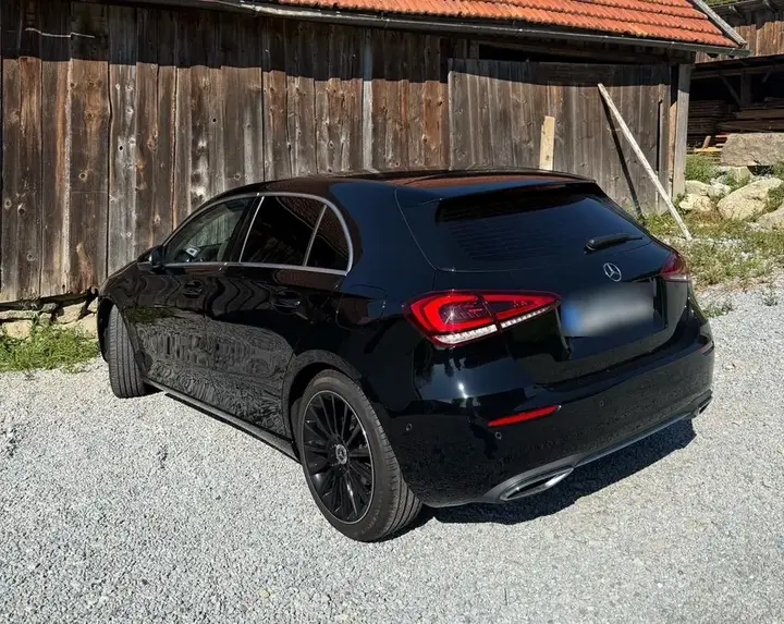 Mercedes-Benz A220D