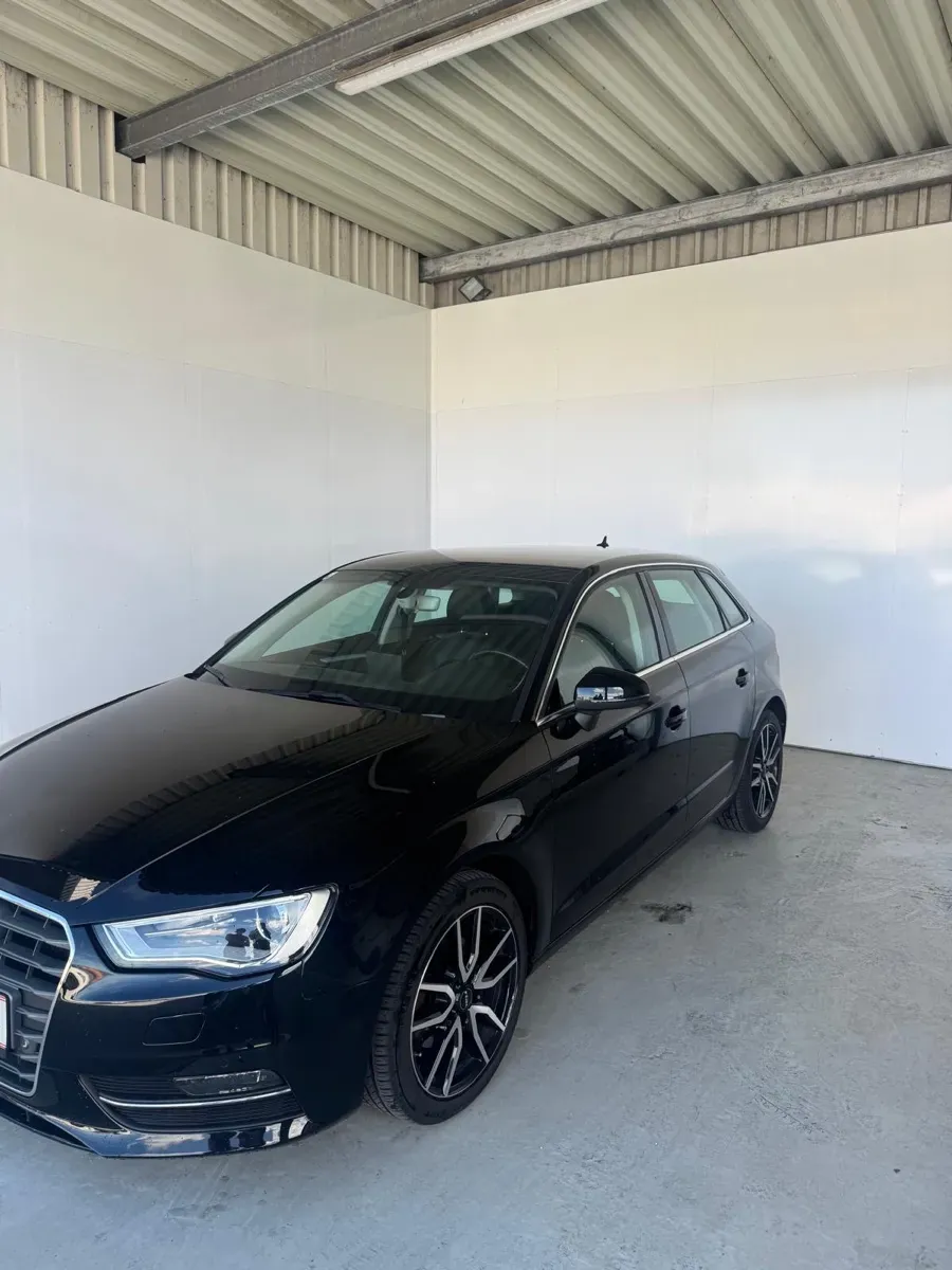 Audi A3 2015 photo 2