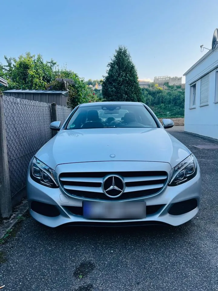 Mercedes-Benz C 180