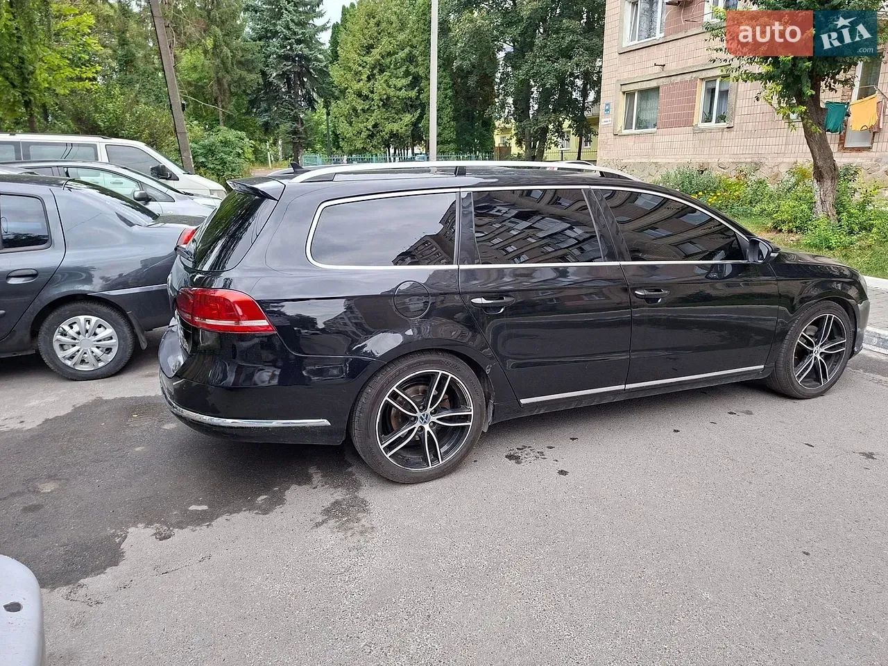 Volkswagen Passat 2011 photo 4