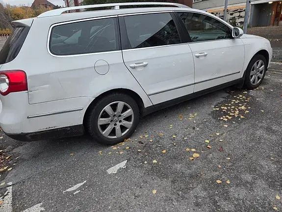 Volkswagen Passat 2010 photo 5