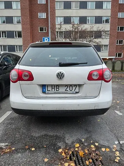 Volkswagen Passat 2010 photo 4