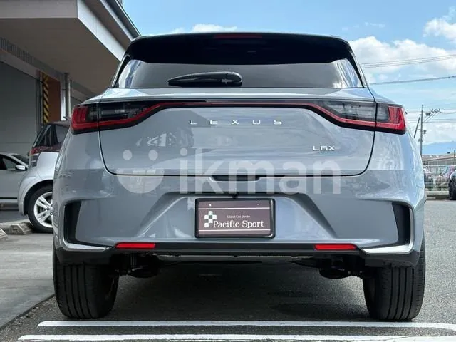Lexus Lbx