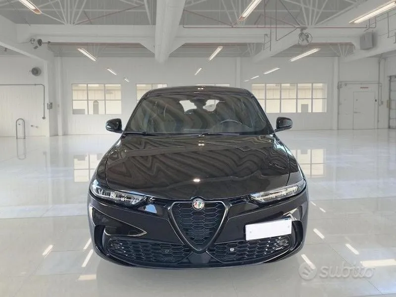 Alfa Romeo Tonale 2023 photo 2