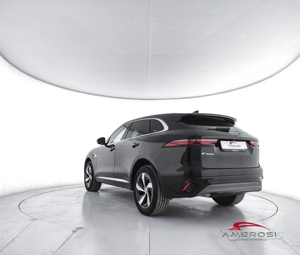 Jaguar F-Pace 2022 photo 4