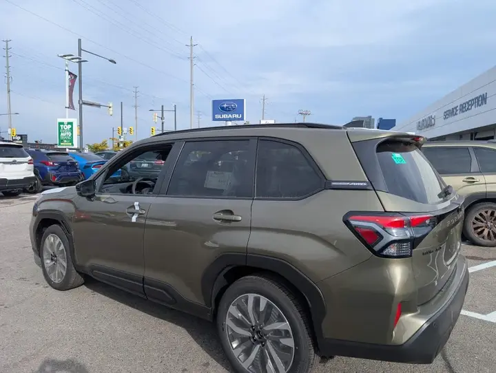 Subaru Forester 2026 photo 2