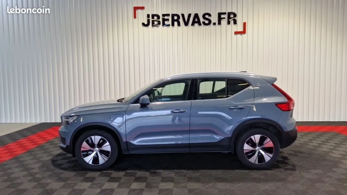 Volvo Xc40 2022 photo 2