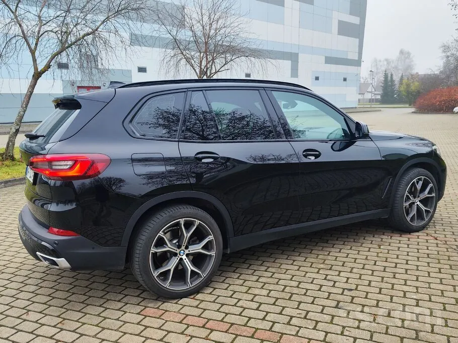 BMW X5 2022 photo 3