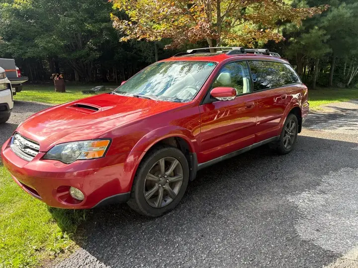 Subaru Outback 2005 photo 2