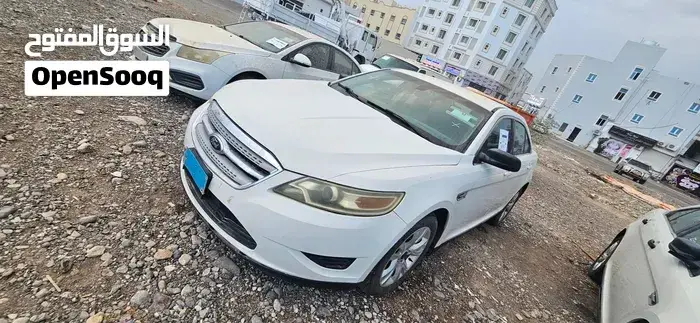 Ford Taurus 2011 photo 5