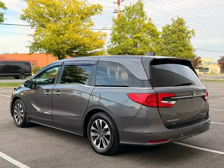 Honda Odyssey 2022 photo 4