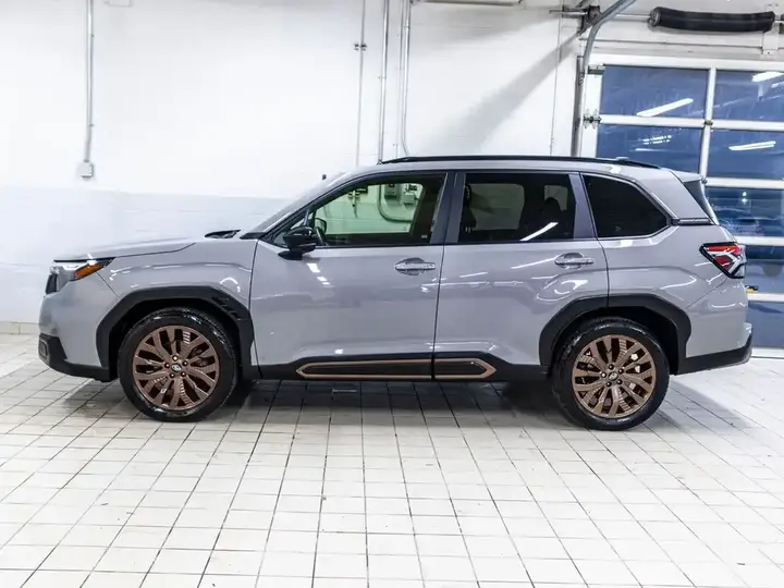 Subaru Forester 2025 photo 3