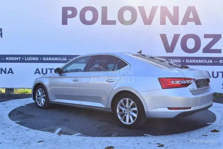 Skoda Superb 2023 photo 3