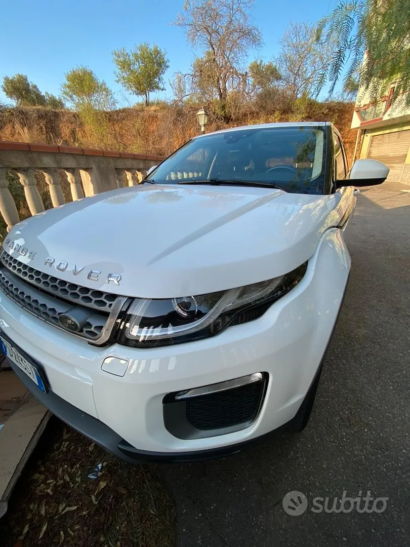 Land Rover Range Rover Evoque 2016 photo 2