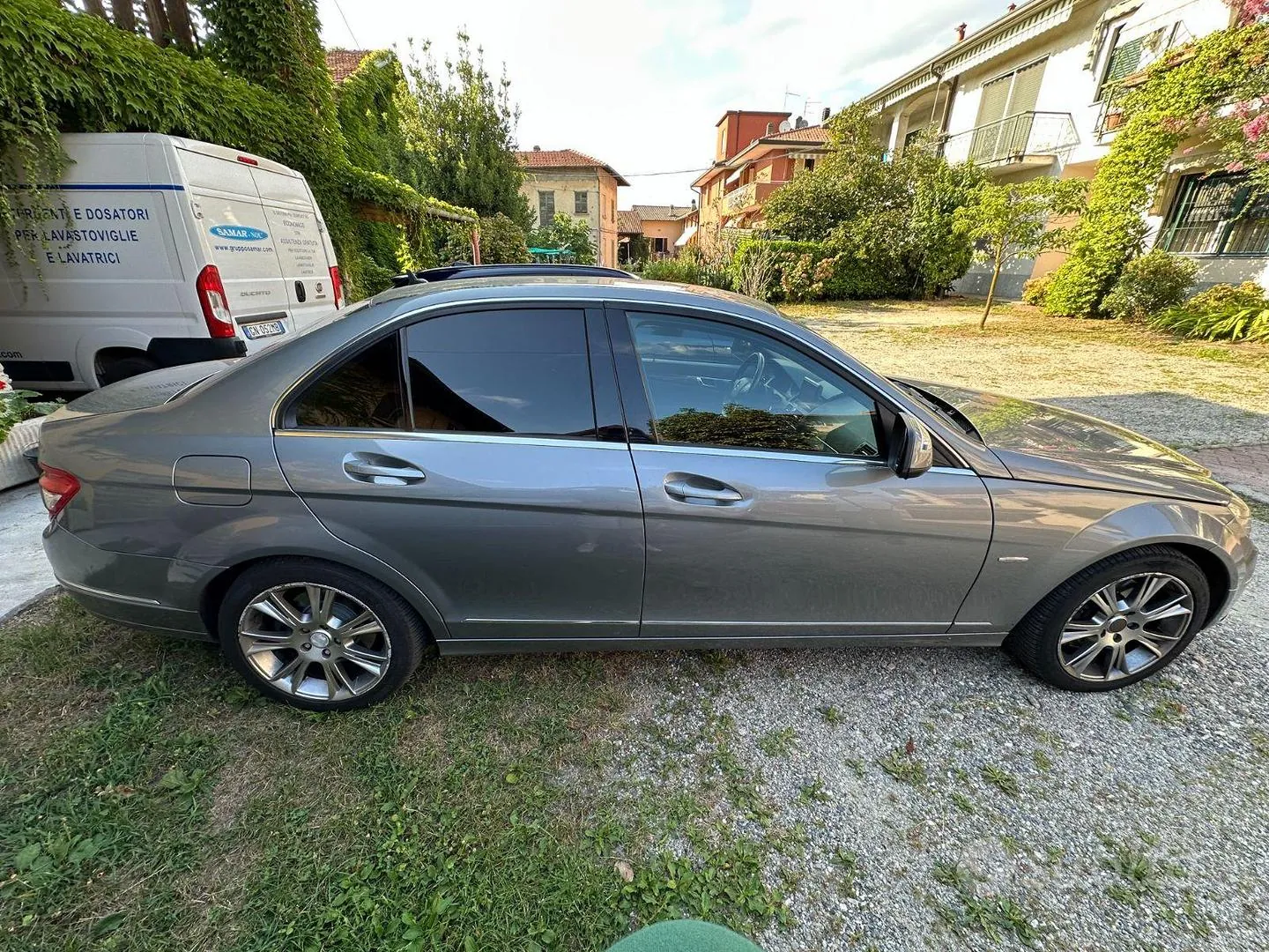 Mercedes-Benz C350 2009 photo 4