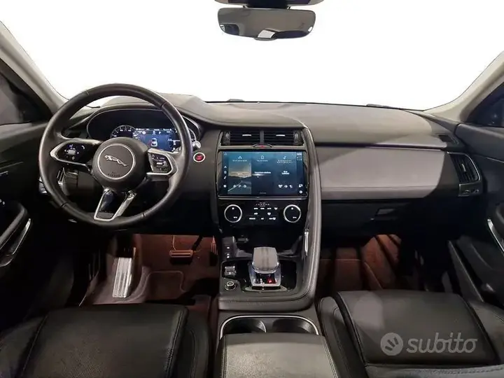 Jaguar E-Pace 2022 photo 4