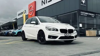 BMW 225Xe 2018 photo 2