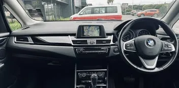 BMW 225Xe 2018 photo 3