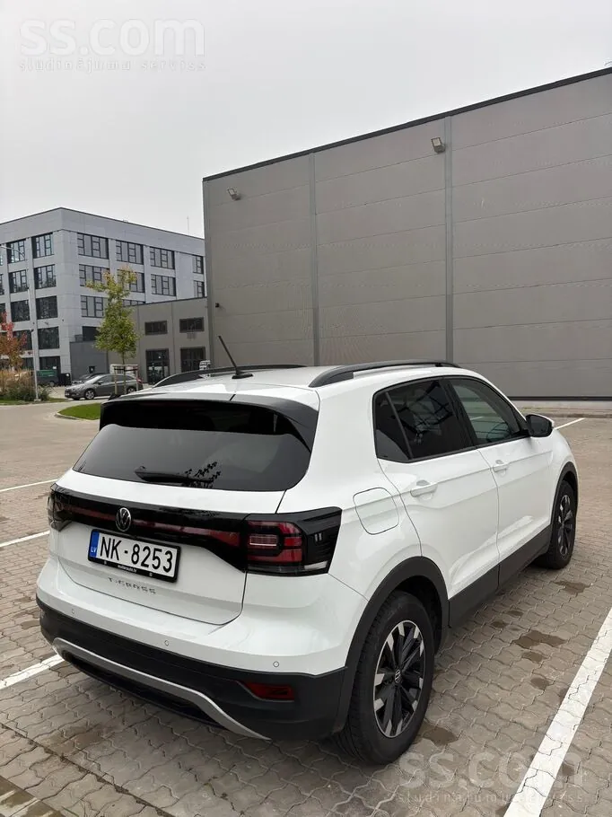 Volkswagen T-Cross 2023 photo 2