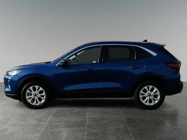 Ford Escape 2023 photo 2