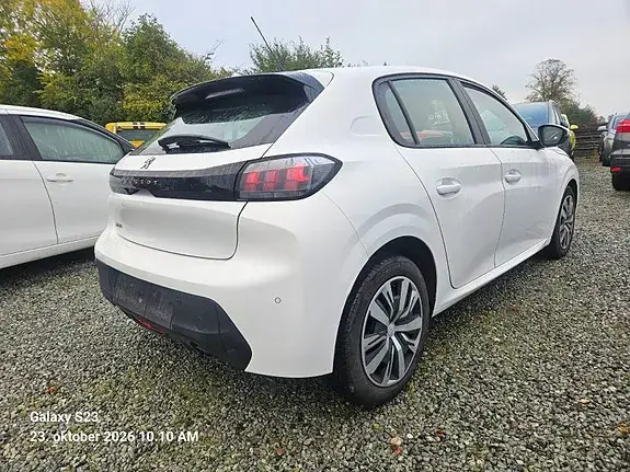 Peugeot 208 2020 photo 5