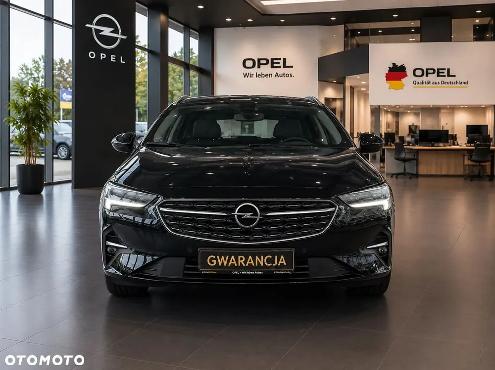 Opel Insignia 2022 photo 2
