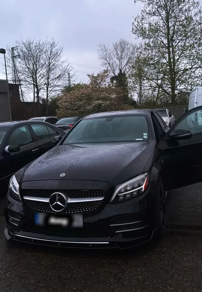 Mercedes-Benz C300