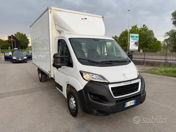 Peugeot Boxer 2022 photo 4