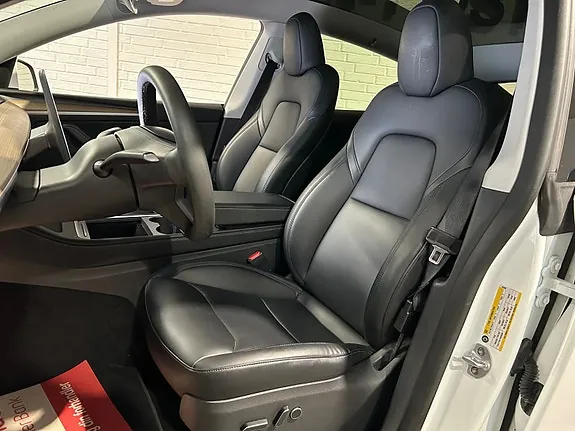 Tesla Model Y 2024 photo 5