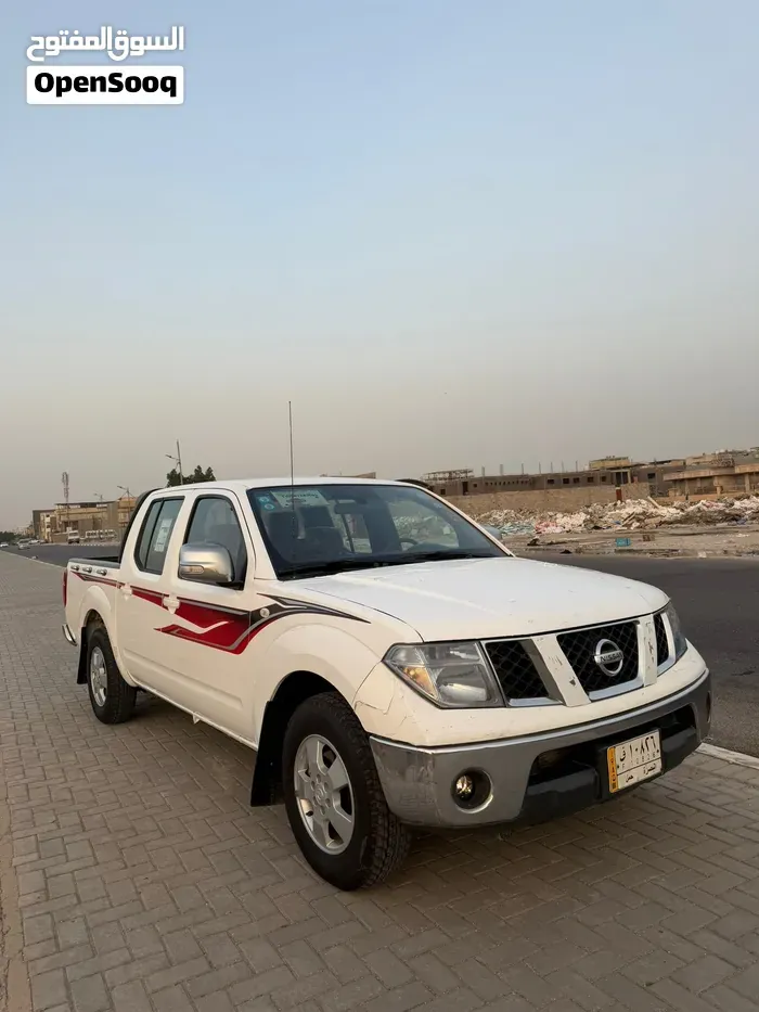 Nissan Navara 2012 photo 4