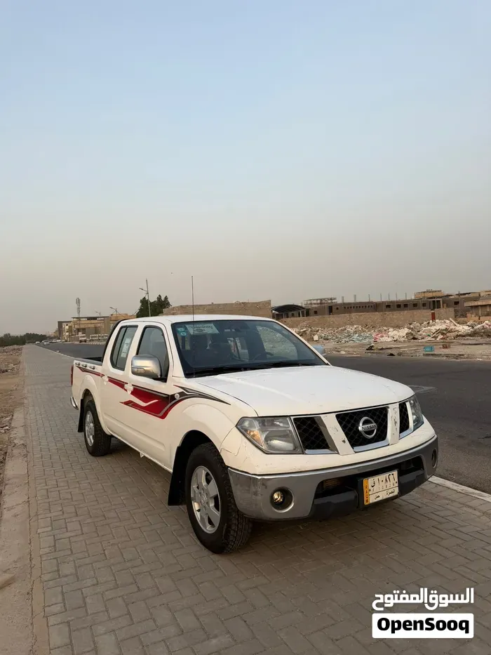 Nissan Navara 2012 photo 2